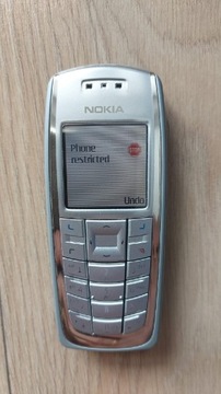 Piękna Nokia 3120 zablokowana
