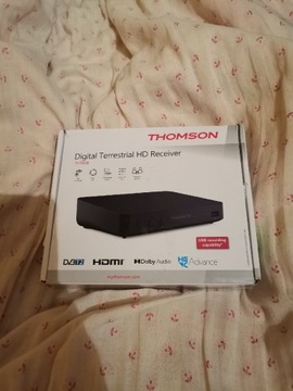 Thomson THT808 dekoder tuner DVB-T2 H.265 HEVC
