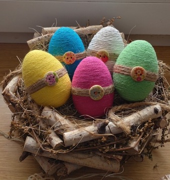 Pisanki jajka Wielkanoc sznurek dekoracja ozdoba 
