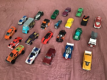 HotWheels & Matchbox 156 szt.