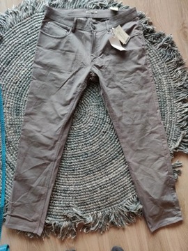 Spodnie slim fit typu dżinsy z diagonalu mng 36 ma