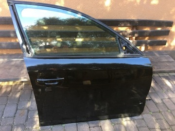Audi A4 B8 Drzwi przednie prawe LY9B Kompletne