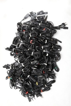 komplet 100 sztuk kable ósemki zasilające używane