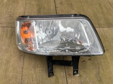 Lampa prawa Vw T5 transporter 