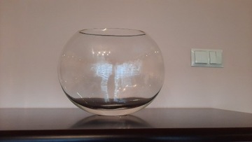 Duży szklany wazon 