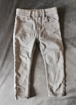 Spodnie  jeansowe dla chłopca 98