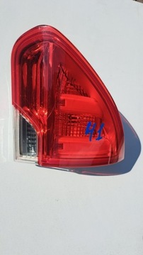 Lampa klapy bagażnika prawy tył peugeot 2008