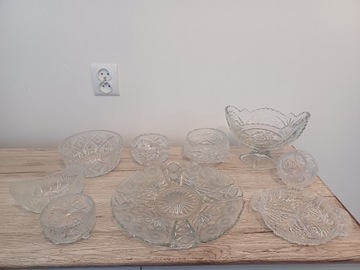 kryształy- ozdoby dawnego stołu 
