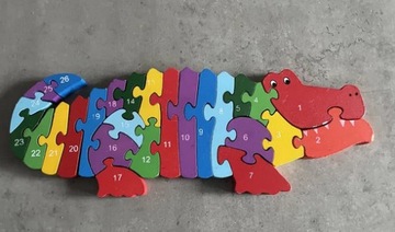 Drewniane klocki puzzle cyfry liczby KROKODYL