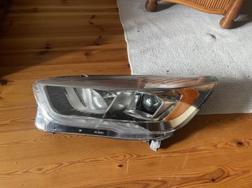 Lampa lewa kuga mk2 lift Escape GV41-13W030-CF