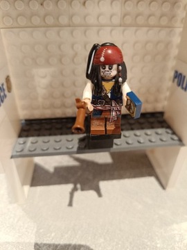 LEGO Piraci z Karaibów Jack Sparrow VooDoo pistolet kompas