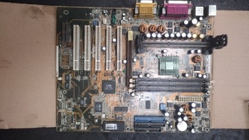 Asus K7V pod AMD Athlon slot 1 agp sdram