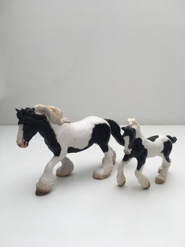 Figurki koni Schleich 2 szt.