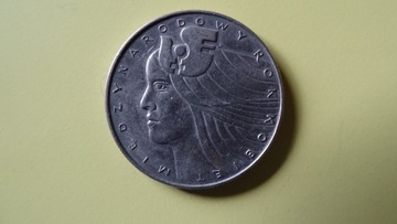 Moneta "Międzynarodowy Rok Kobiet" 20 zł.