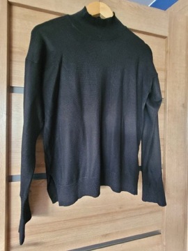 Czarny sweter damski F&F rozm. S