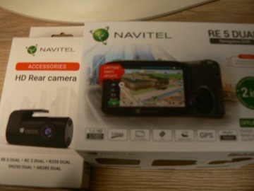 Nawigacja NAVITEL RE 5 DUAL wraz z kamerami.