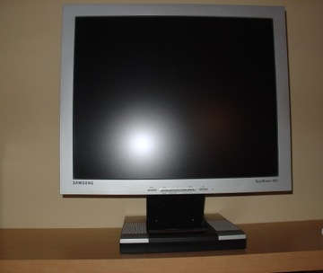 Monitor Samsung 192T R - SyncMaster Stan Bardzo db