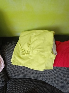 Limonkowa spódnica robocza