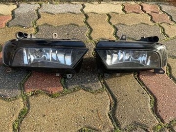 Reflektory/halogeny Audi A4 B8 Oryginalne