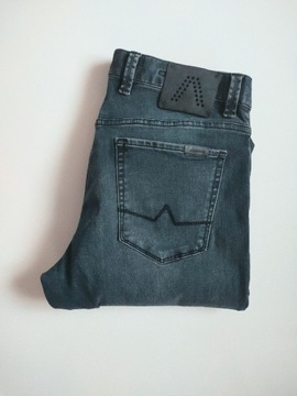Męskie jeansy Alberto Pipe Slim Fit W33 L34
