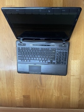 Laptop Toshiba Satellite P755-S5215