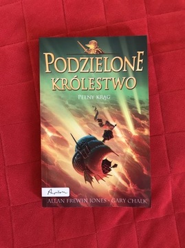 Podzielone królestwo PEŁNY KRĄG 