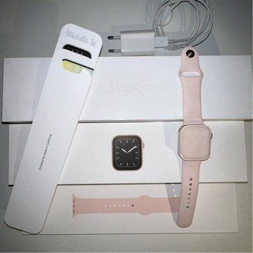 Apple Watch 5 40mm, różowy