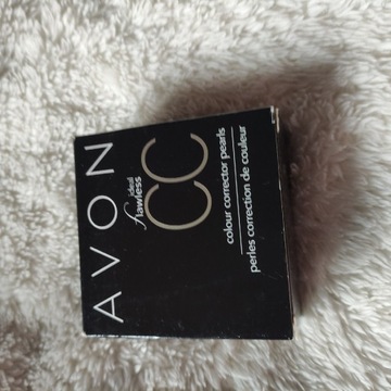 AVON perełki CC wyrównujące koloryt skóry puder