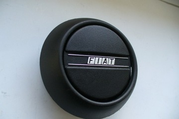 Fiat 126p przycisk klaksonu z napisem Fiat FL.