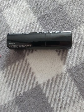 Szminka Avon Ultra Creamy