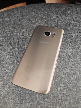 Klapka Samsung Galaxy S7 edge Złota Bdb stan