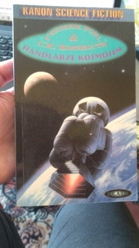 Kornbluth i Pohl - Handlarze kosmosem