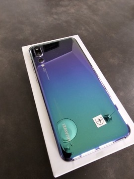 Telefon P20 Pro CLT-L29 z 1. wadą + etui