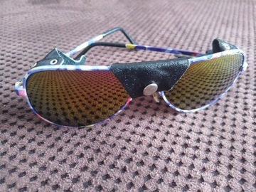 Okulary przeciwsłoneczne Mediso ze skórzaną osłoną