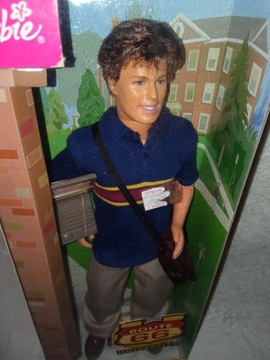 Lalka Ken University 2003 Mattel NRFB