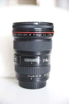 Canon EF 17-40mm f/4.0 L USM + osłona i UV