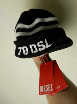 Diesel dzianinowa czapka z daszkiem beanie