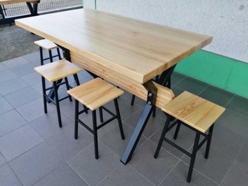 Stół drewniano-metalowy + krzesła