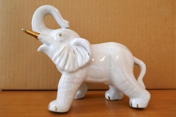 Słoń ceramiczny biały ze złoceniami