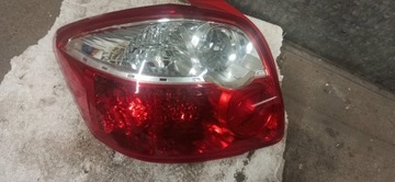 toyota auris 2010 - lampa lewa tył 