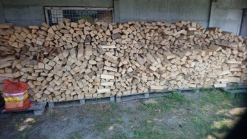 Drewno do wedzenia bukowe okorowane 23-24kg suche 