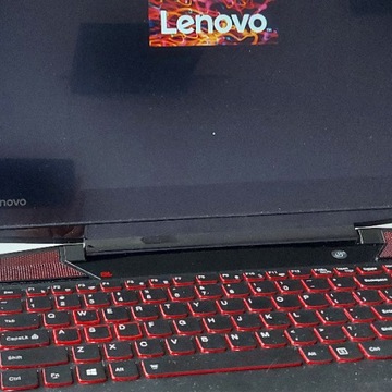 Lenovo Y700 15ISK i5-6300HQ/8GB/1000 GTX960M