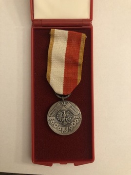 Medal PRL 1944-1984 walka praca socjalizm