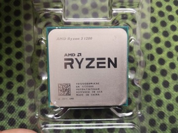 Procesor AMD Ryzen 3 1200 AM4