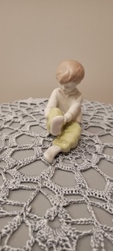 Dziewczynka figurka porcelanowa 