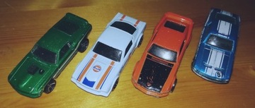 Hot Wheels 4x Ford Mustang