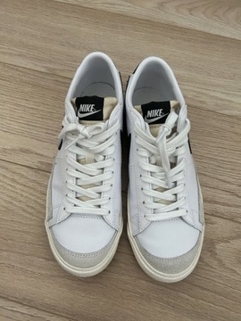 Sneakersy damskie białe czarne szare Nike 40