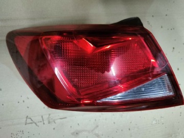 Lampa tył tylna prawa lewa Seat Leon 3 III