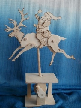 Mikołaj Renifer figurka ruchoma prezent świąteczny