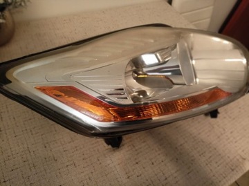 LAMPA PRAWY PRZÓD FORD KUGA MK1 2009